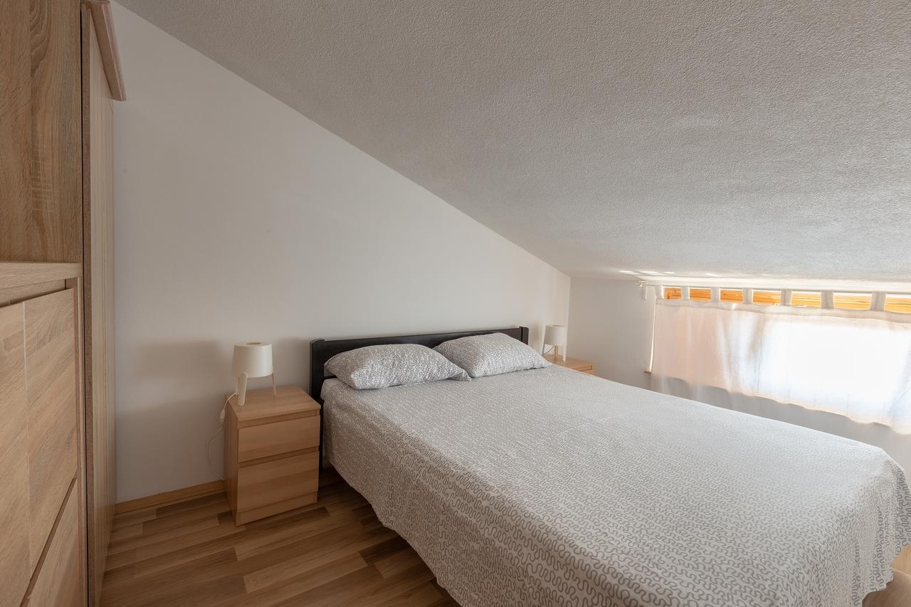 Apartments Michelle Umag Exterior foto